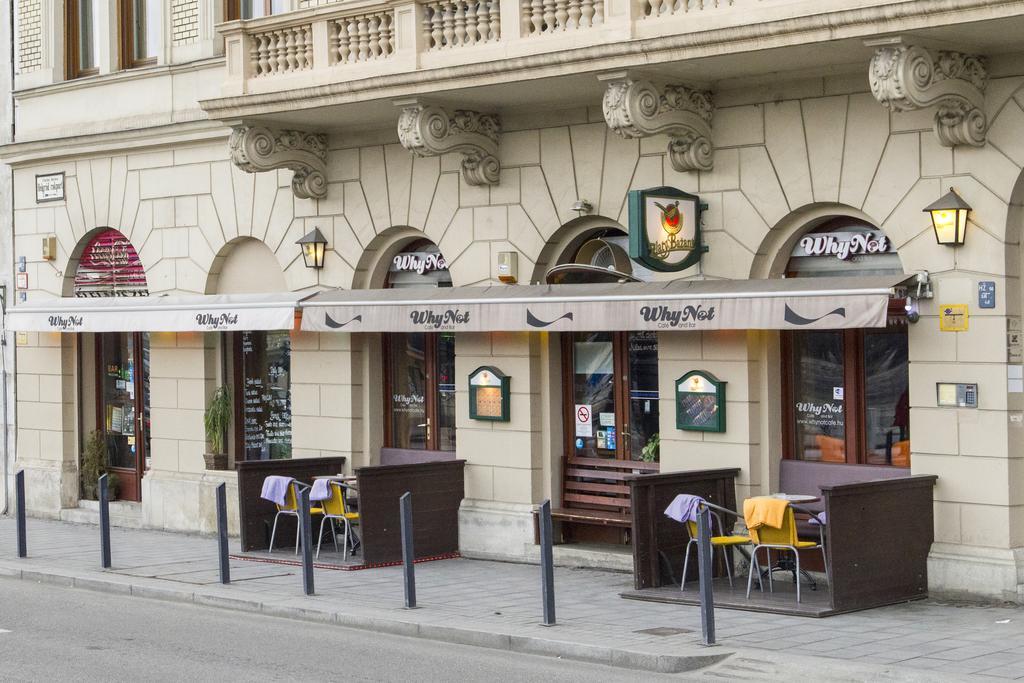 Central Danube Apartment Budapest Luaran gambar