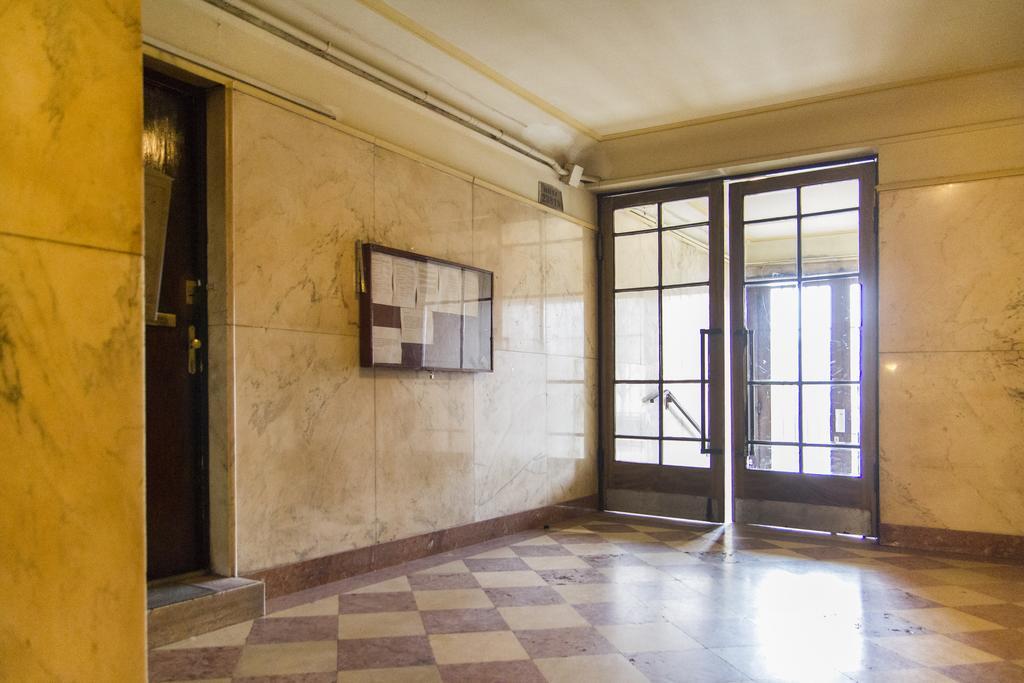 Central Danube Apartment Budapest Luaran gambar