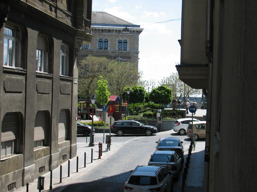 Central Danube Apartment Budapest Bilik gambar
