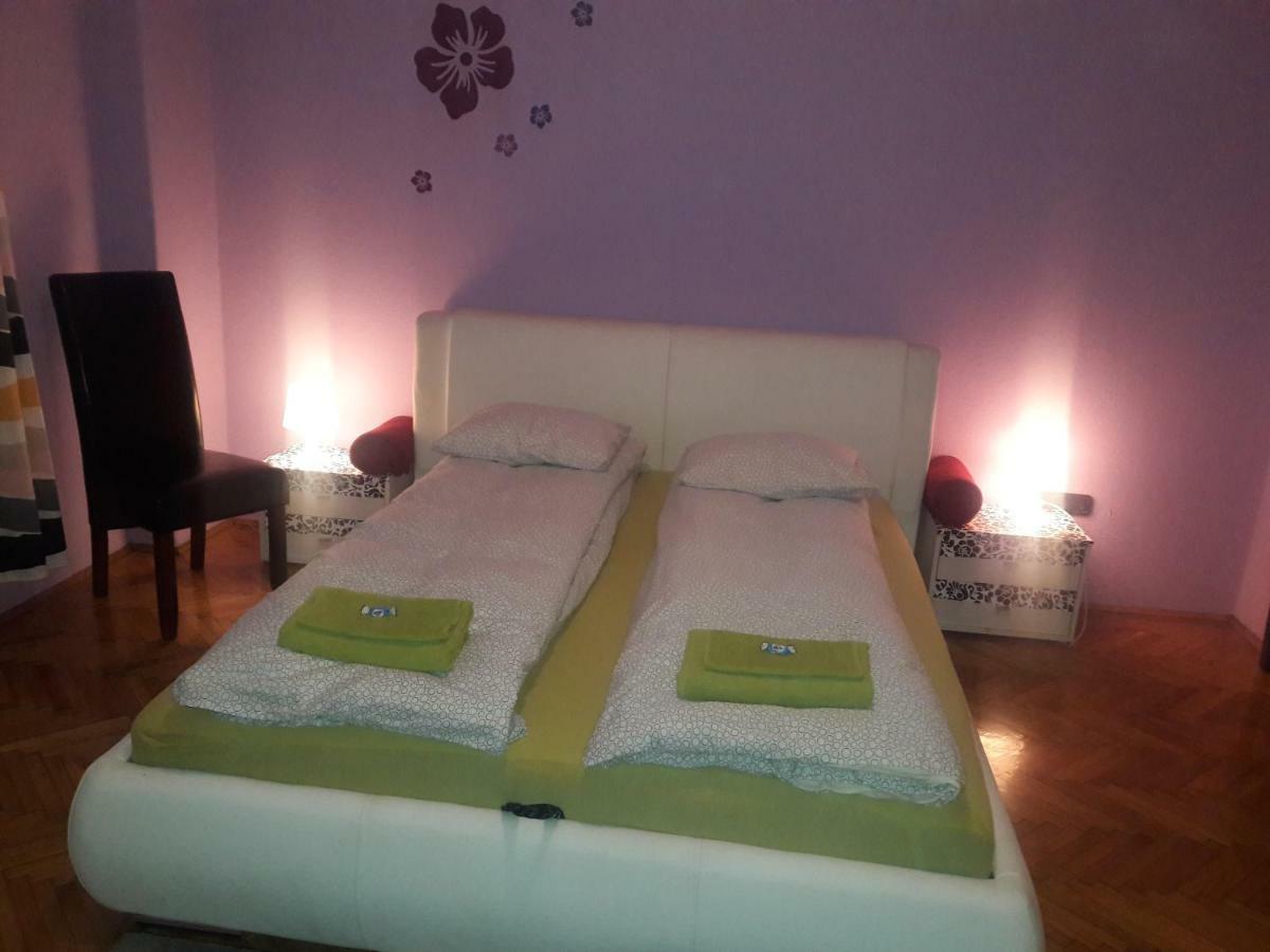 Central Danube Apartment Budapest Luaran gambar
